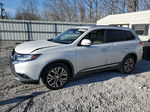 2017 Mitsubishi Outlander Se White vin: JA4AZ3A37HZ012409