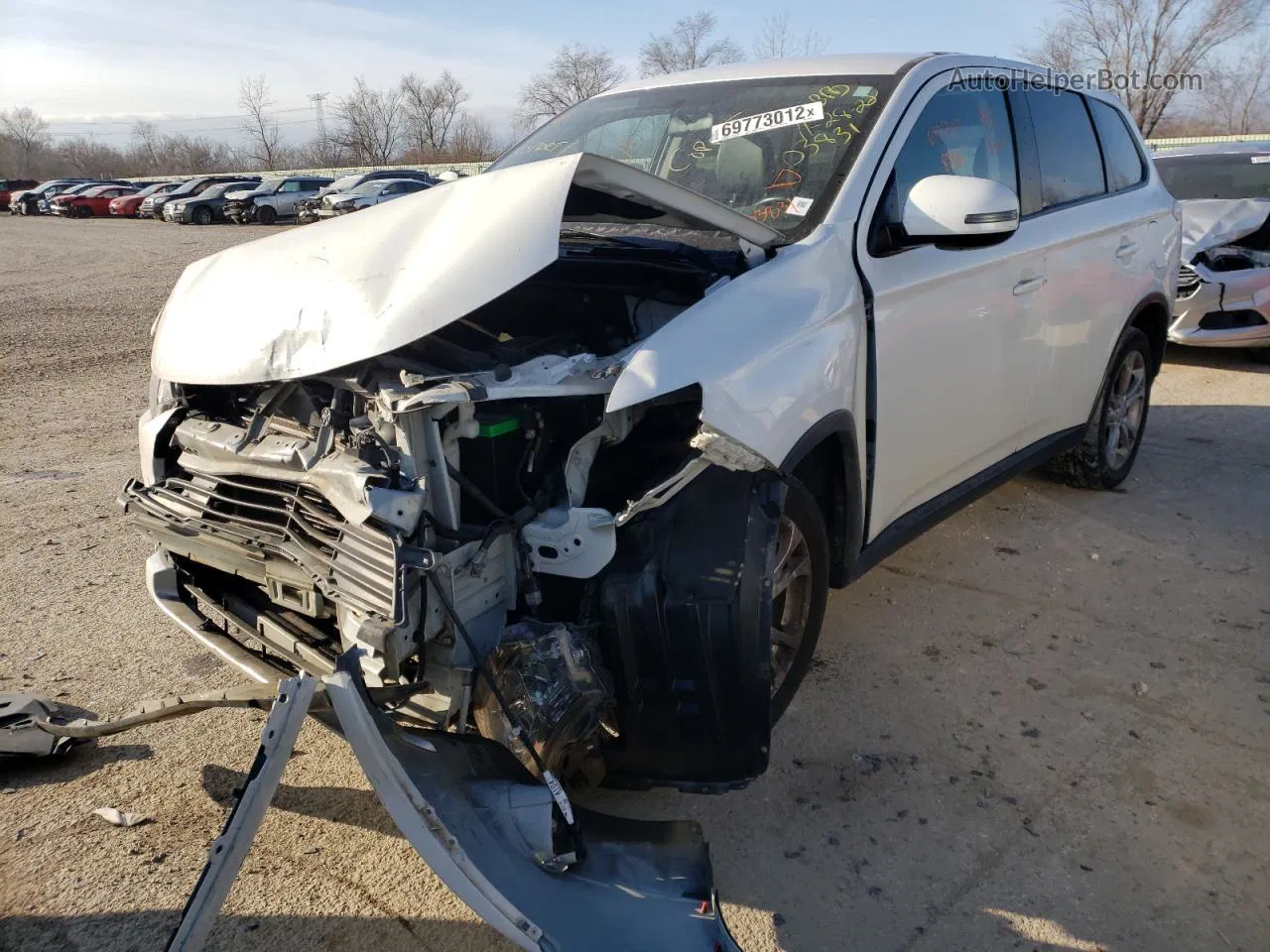 2015 Mitsubishi Outlander Se White vin: JA4AZ3A38FZ003831