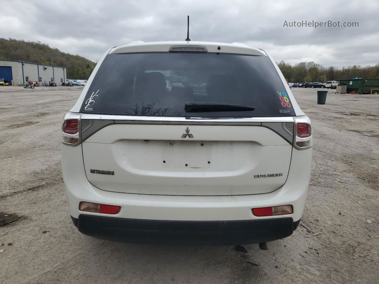 2014 Mitsubishi Outlander Se White vin: JA4AZ3A39EZ006400