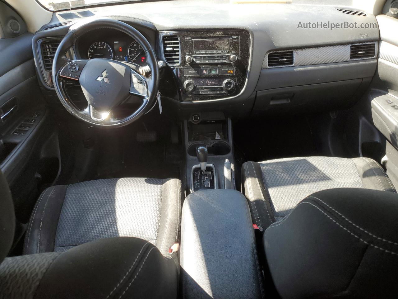 2016 Mitsubishi Outlander Se Белый vin: JA4AZ3A39GZ031414