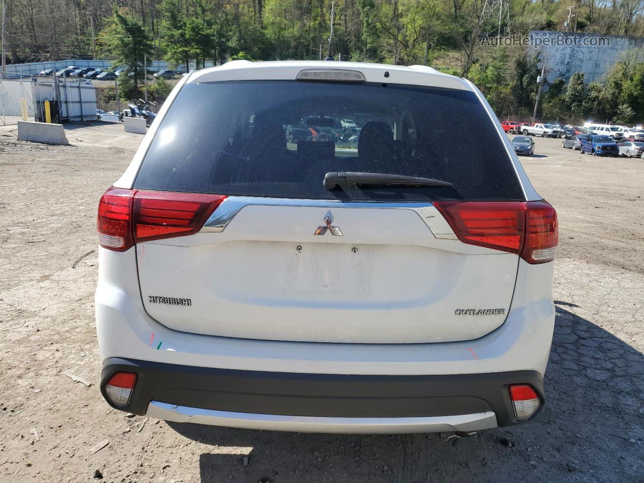 2016 Mitsubishi Outlander Se Белый vin: JA4AZ3A39GZ031414