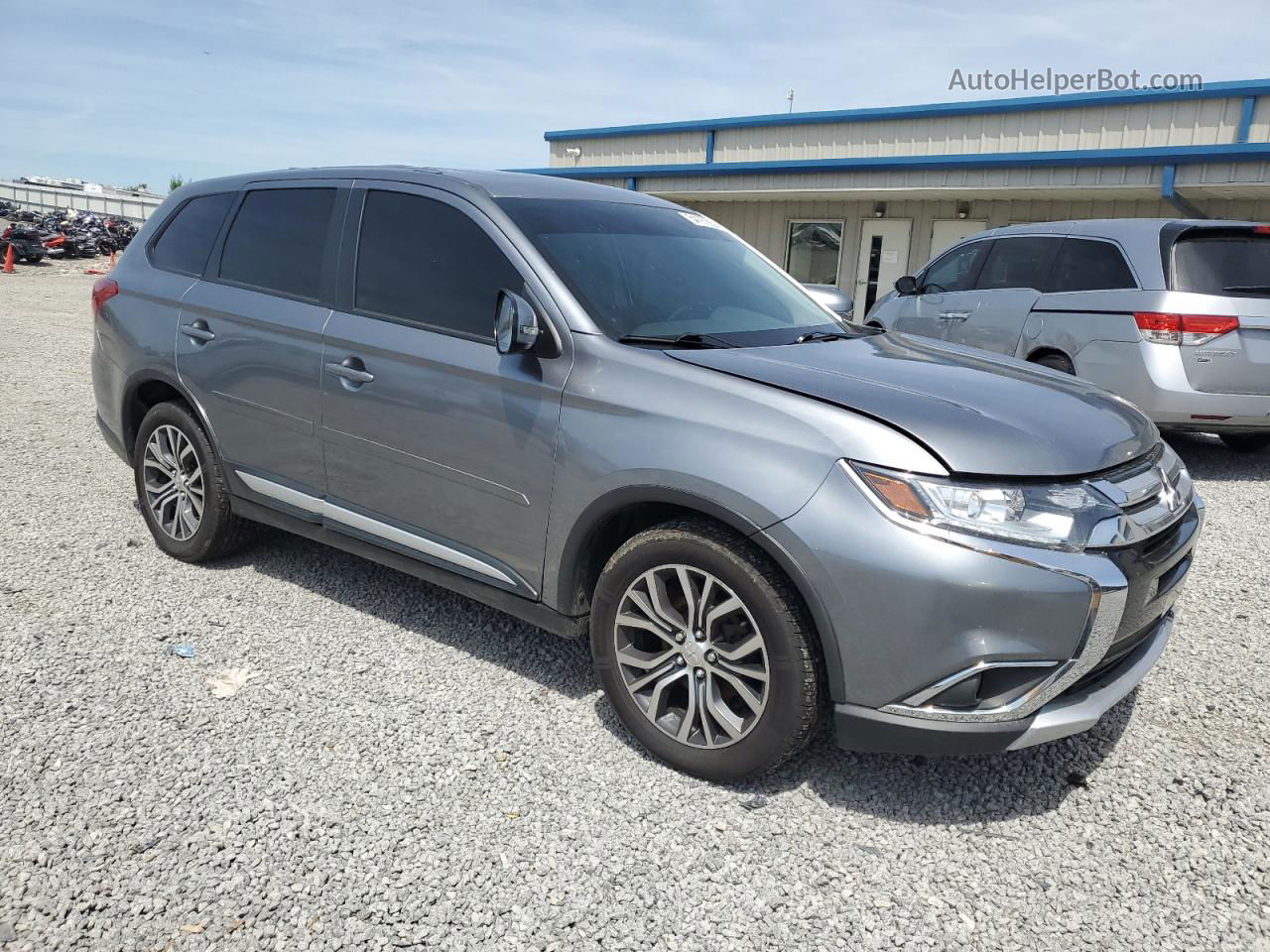2017 Mitsubishi Outlander Se Silver vin: JA4AZ3A39HZ063202