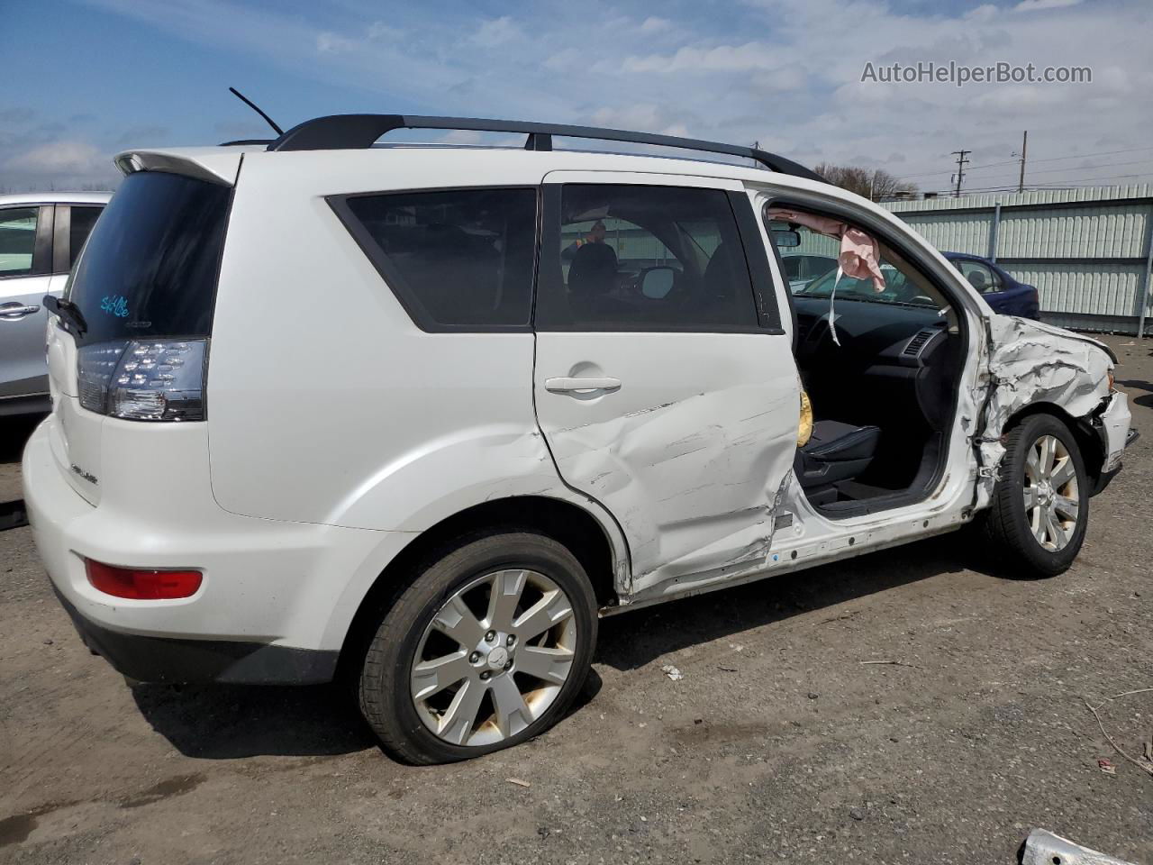 2013 Mitsubishi Outlander Se White vin: JA4JT3AW6DU019726