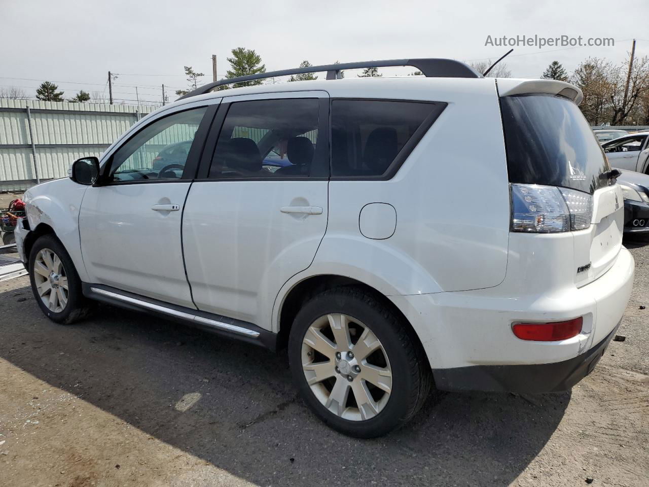 2013 Mitsubishi Outlander Se White vin: JA4JT3AW6DU019726