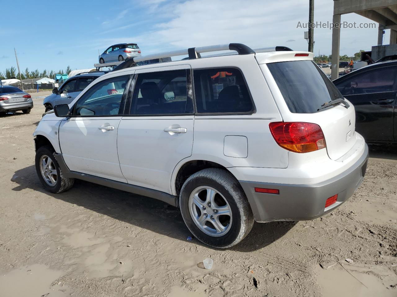 2003 Mitsubishi Outlander Ls White vin: JA4LX31G53U109440