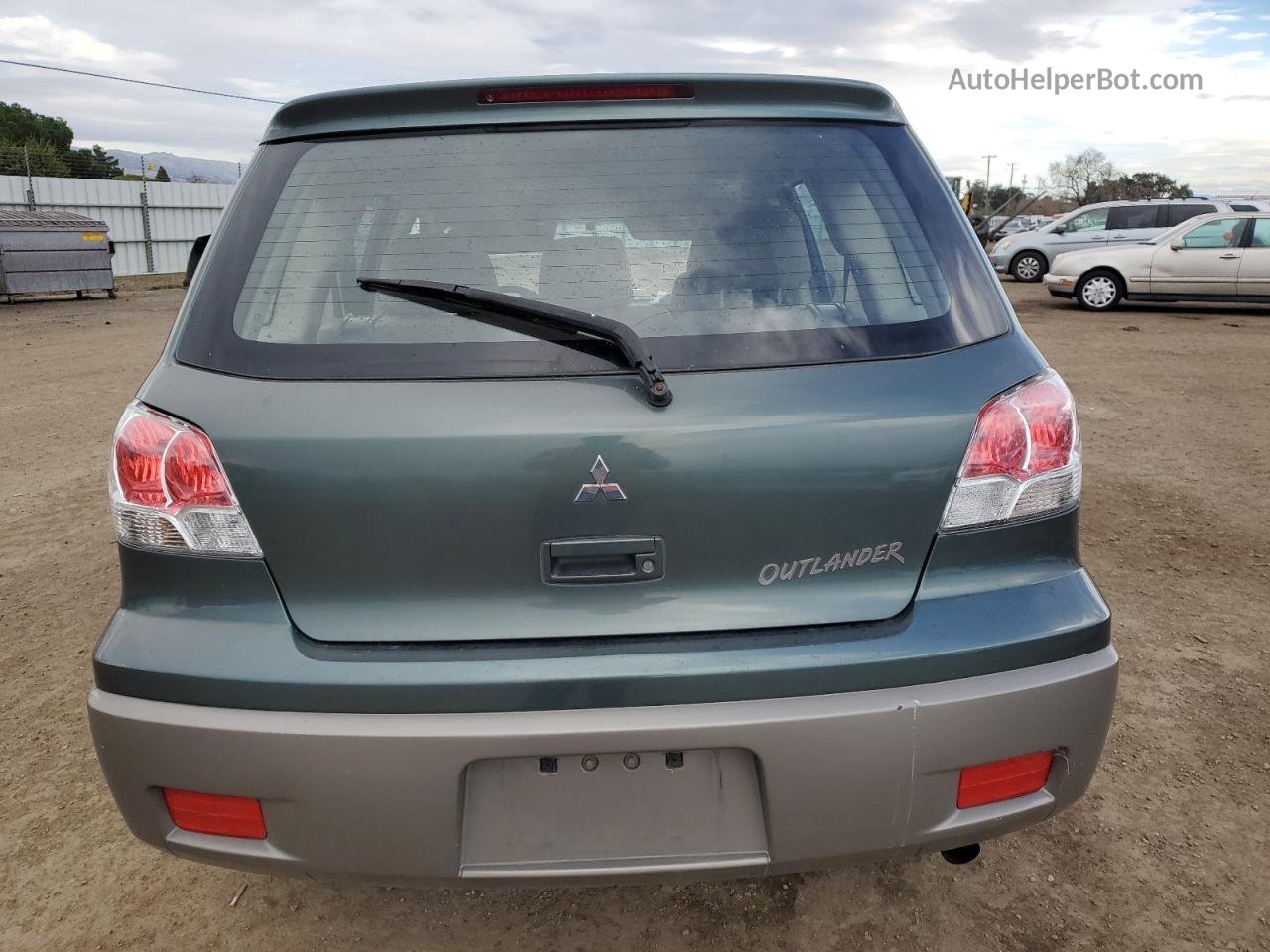 2003 Mitsubishi Outlander Ls Green vin: JA4LX31G63U093944