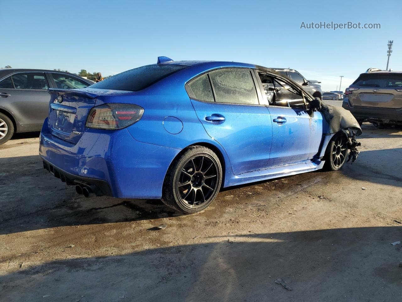 2018 Subaru Wrx  Синий vin: JF1VA1A6XJ9825073
