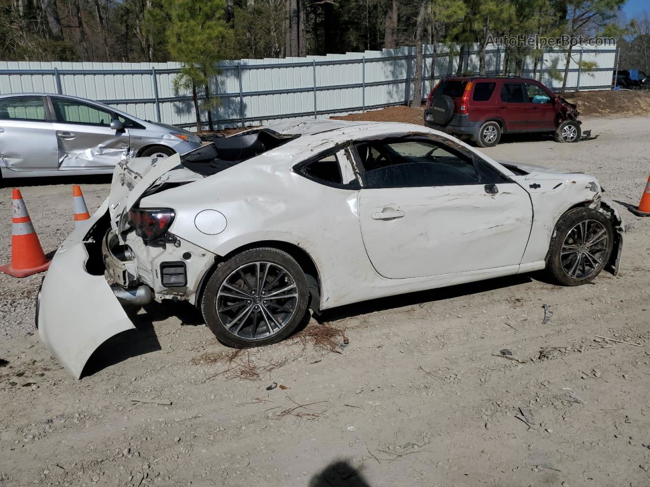 2015 Toyota Scion Fr-s  White vin: JF1ZNAA11F8710482