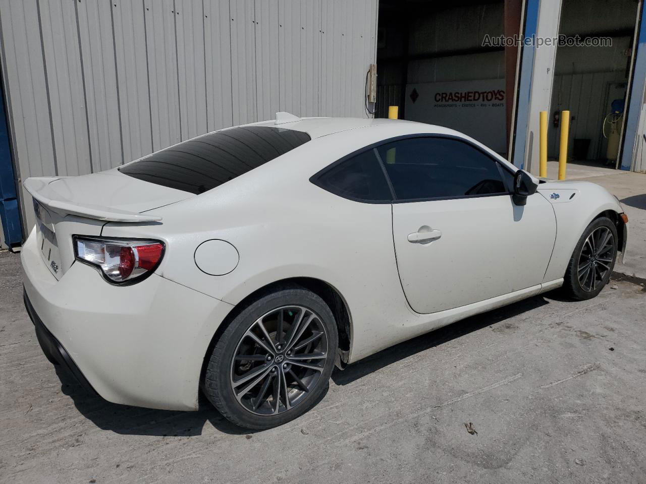 2015 Toyota Scion Fr-s  White vin: JF1ZNAA12F8701094