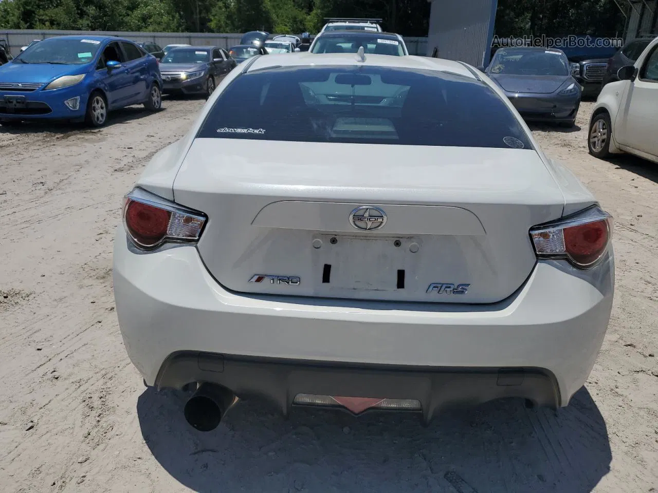 2015 Toyota Scion Fr-s  White vin: JF1ZNAA18F8712990