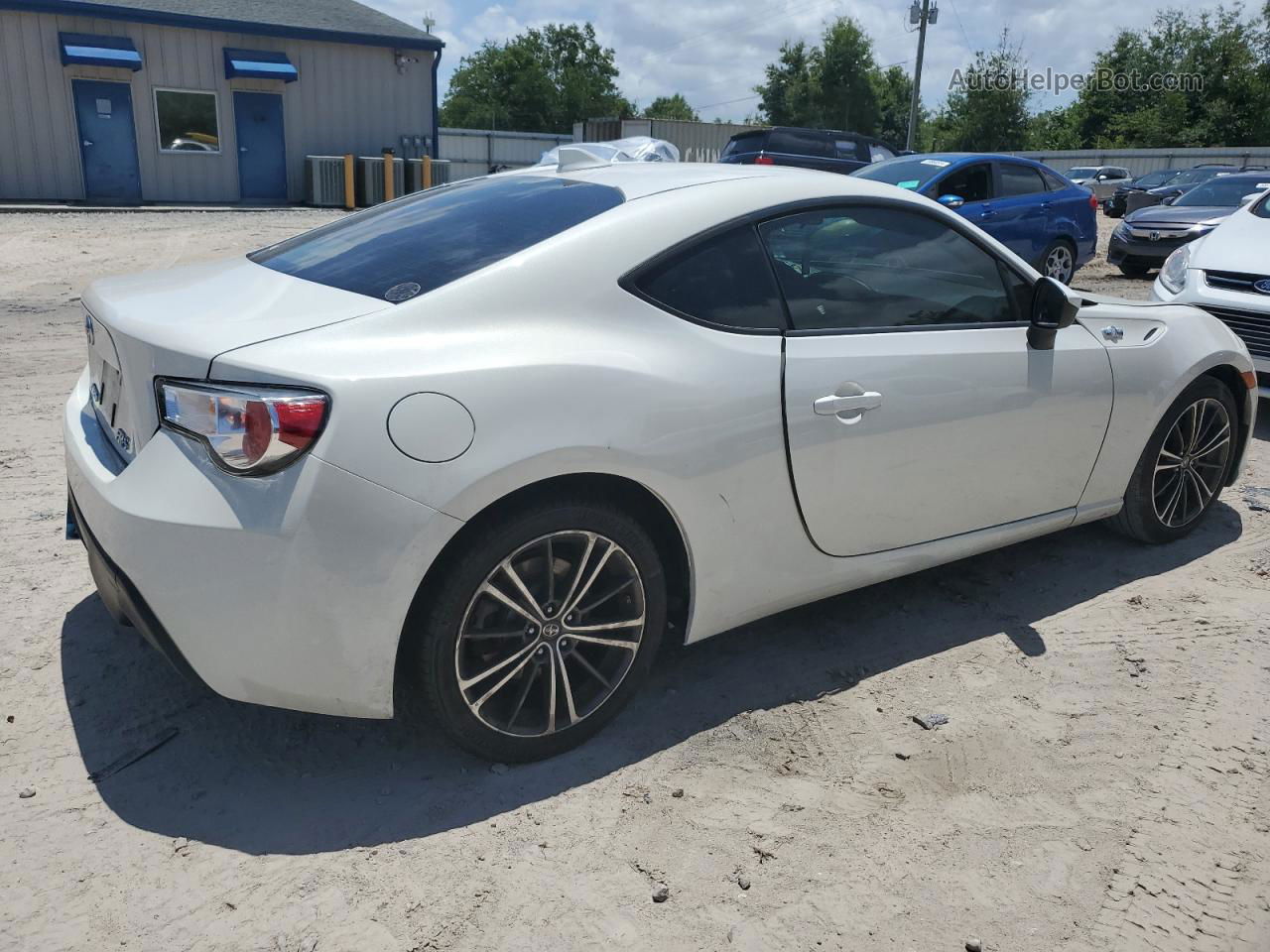 2015 Toyota Scion Fr-s  White vin: JF1ZNAA18F8712990