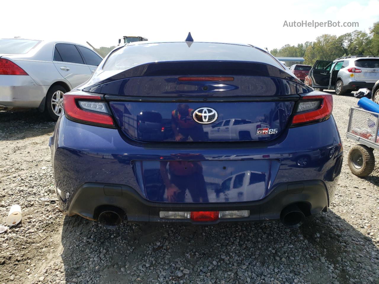 Price & History 2023 Toyota Gr 86 Premium 2.4l 4 vin