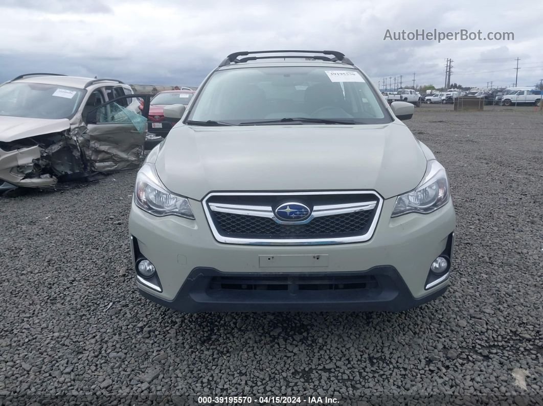 2016 Subaru Crosstrek 2.0i Premium Tan vin: JF2GPABC9GH302519