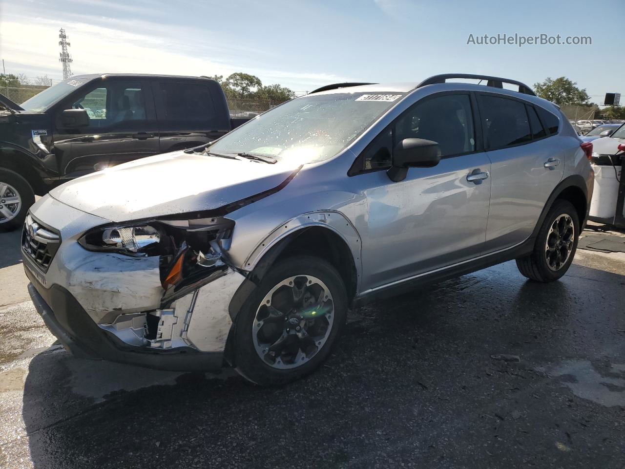 2021 Subaru Crosstrek  Silver vin: JF2GTABC1M8300366