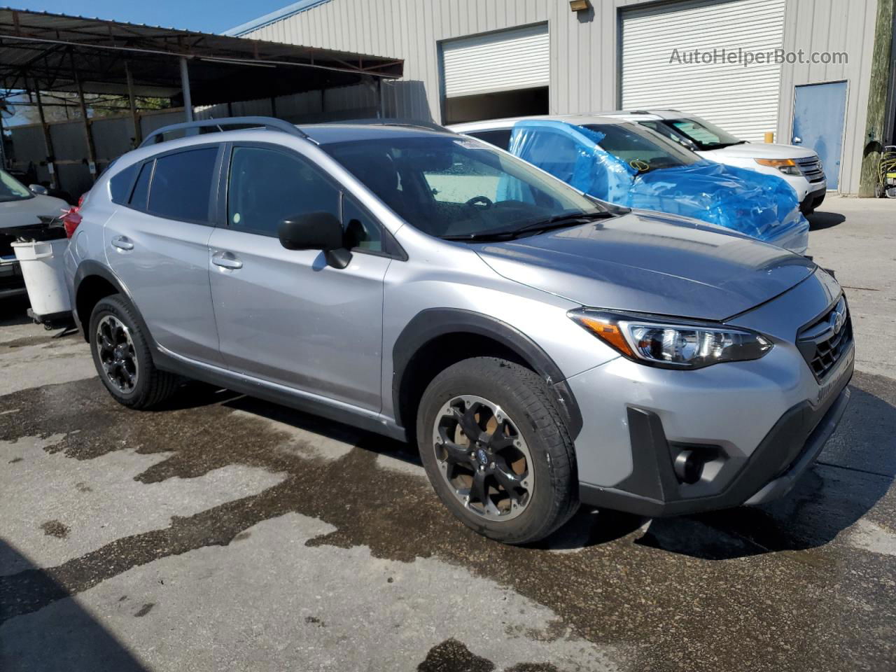 2021 Subaru Crosstrek  Silver vin: JF2GTABC1M8300366