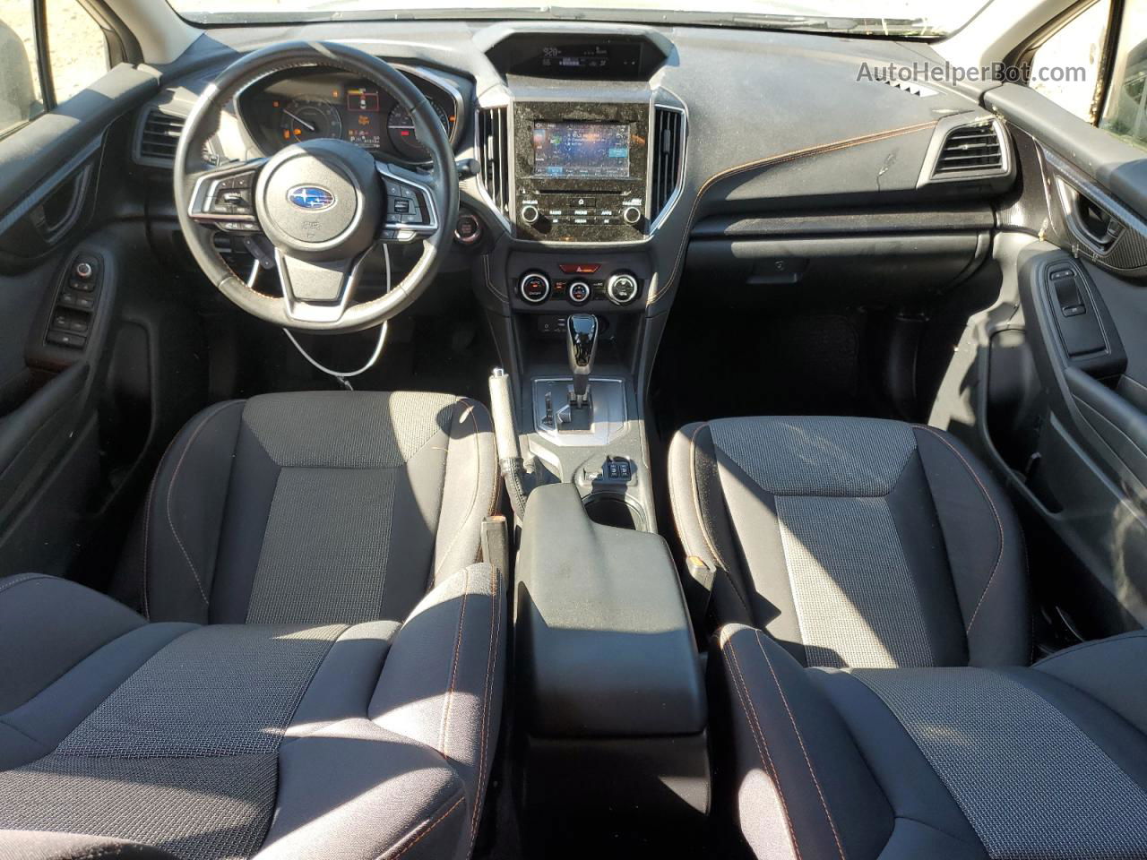 2021 Subaru Crosstrek Premium Серебряный vin: JF2GTAECXM8271882