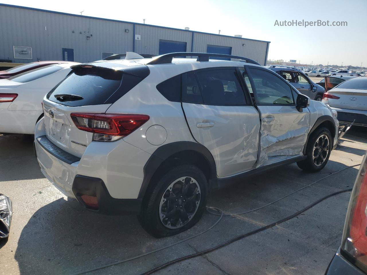 2021 Subaru Crosstrek Premium White vin: JF2GTAPC9M8263673