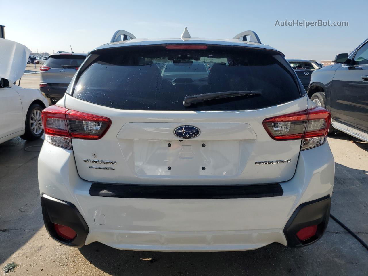 2021 Subaru Crosstrek Premium White vin: JF2GTAPC9M8263673