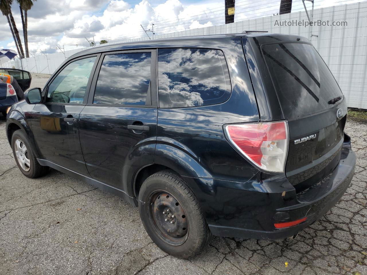 2009 Subaru Forester 2.5x Black vin: JF2SH61609H757665