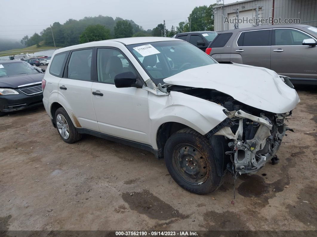 2009 Subaru Forester X White vin: JF2SH61619H756606