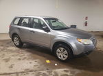 2009 Subaru Forester 2.5x Серебряный vin: JF2SH61639H770832