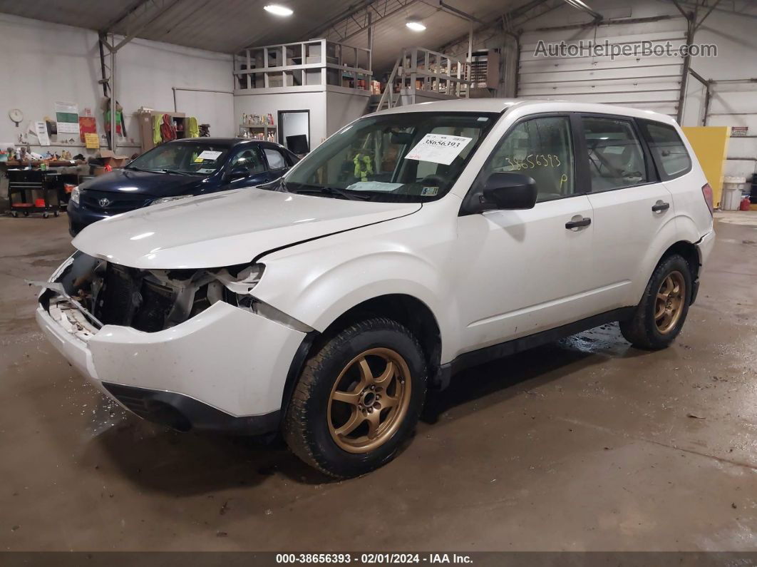 2009 Subaru Forester 2.5x White vin: JF2SH61649G733925