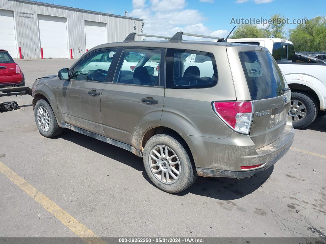 2009 Subaru Forester 2.5x Gold vin: JF2SH61649H716035