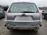 2009 Subaru Forester 2.5x Серебряный vin: JF2SH61649H760195