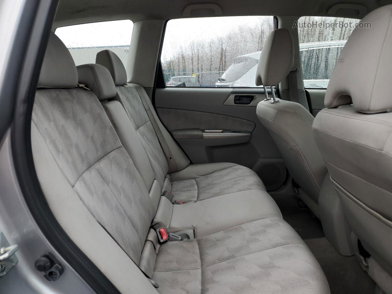 2009 Subaru Forester 2.5x Серебряный vin: JF2SH61649H760195