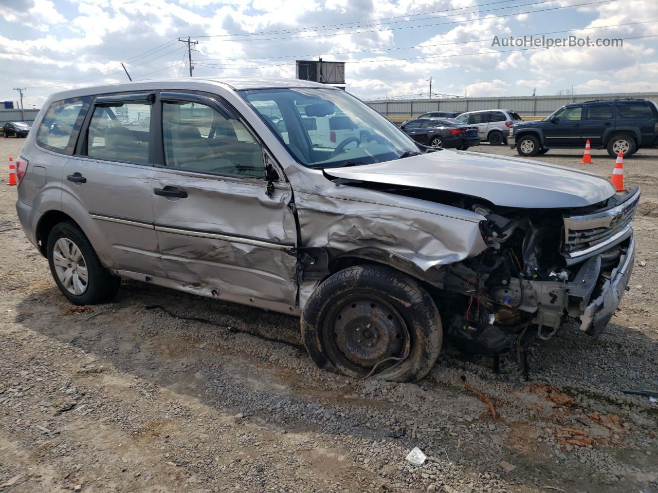 2009 Subaru Forester 2.5x Silver vin: JF2SH61659H703035