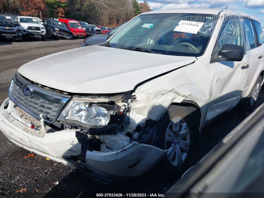 2009 Subaru Forester 2.5x White vin: JF2SH61669H748162