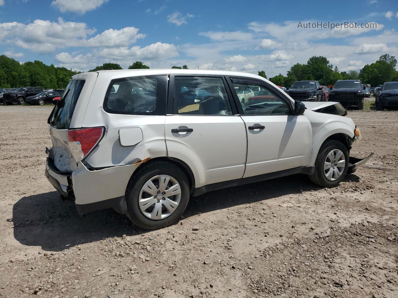 2009 Subaru Forester 2.5x White vin: JF2SH61679H753161