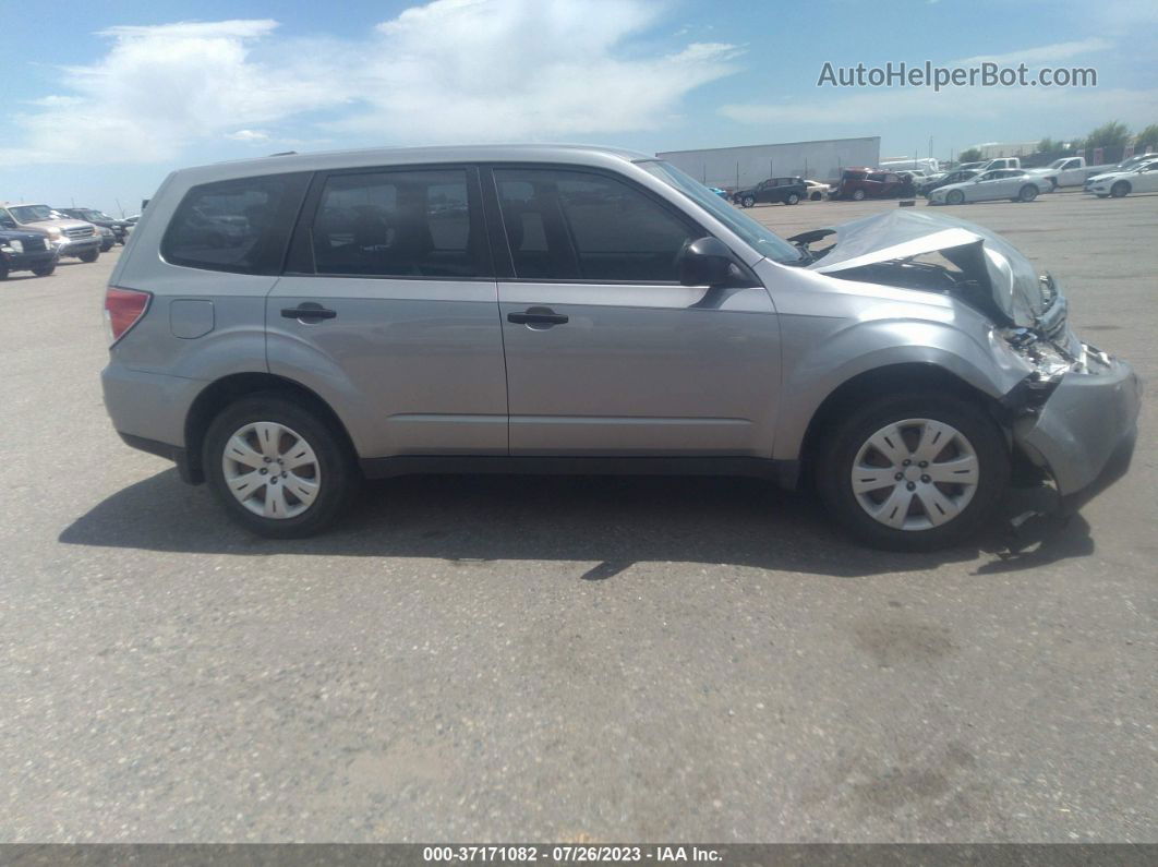 2009 Subaru Forester X Silver vin: JF2SH61699G730387