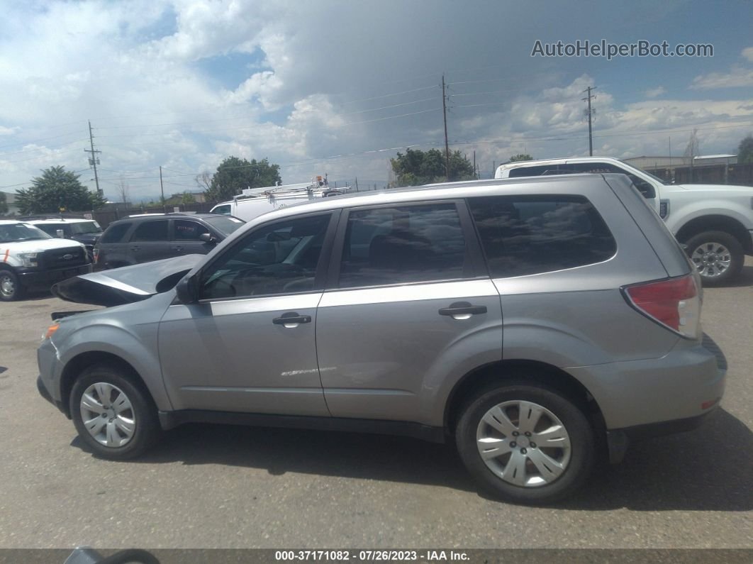 2009 Subaru Forester X Серебряный vin: JF2SH61699G730387