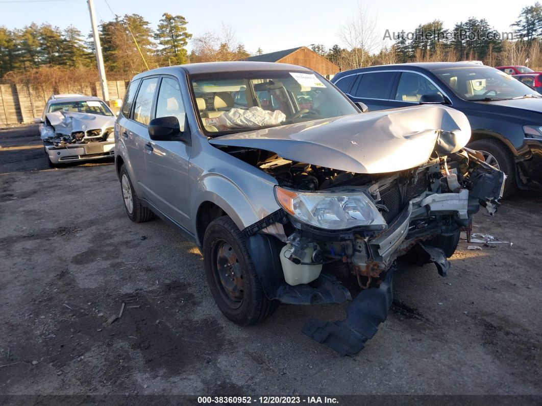 2009 Subaru Forester 2.5x Silver vin: JF2SH616X9H721210