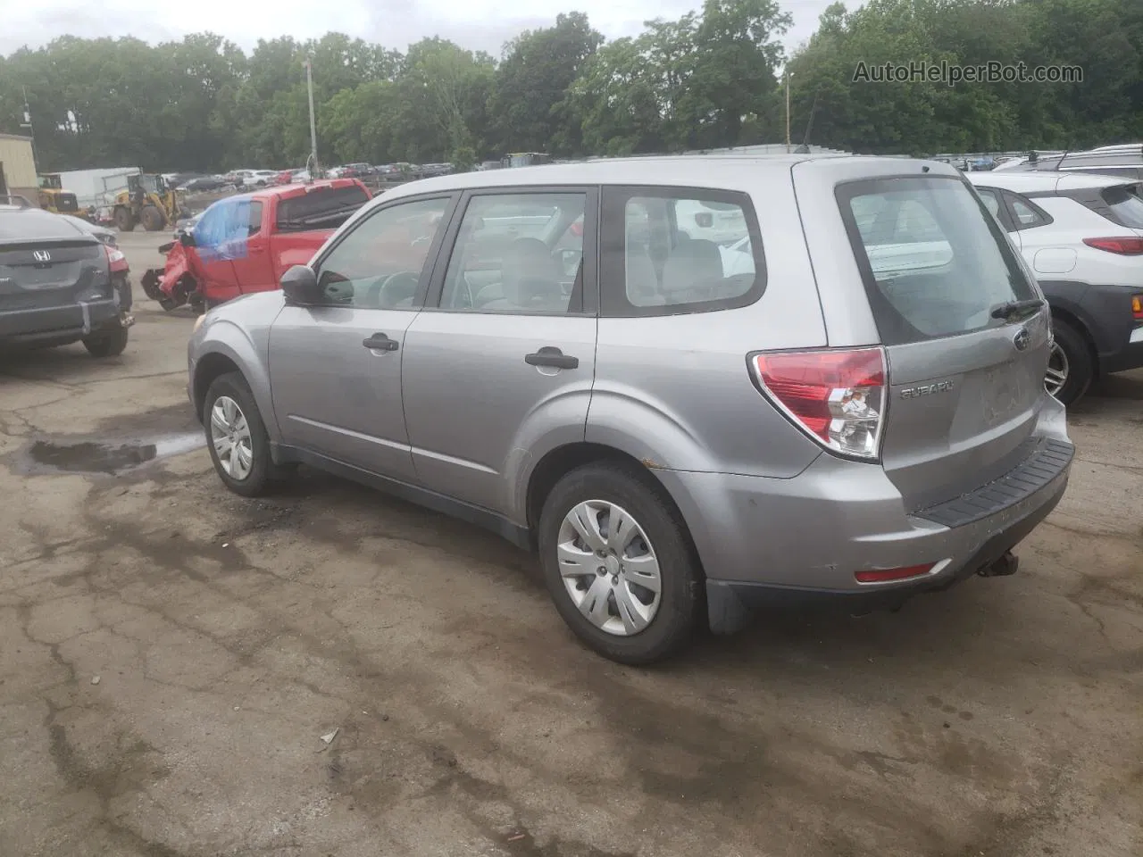 2009 Subaru Forester 2.5x Silver vin: JF2SH616X9H743272