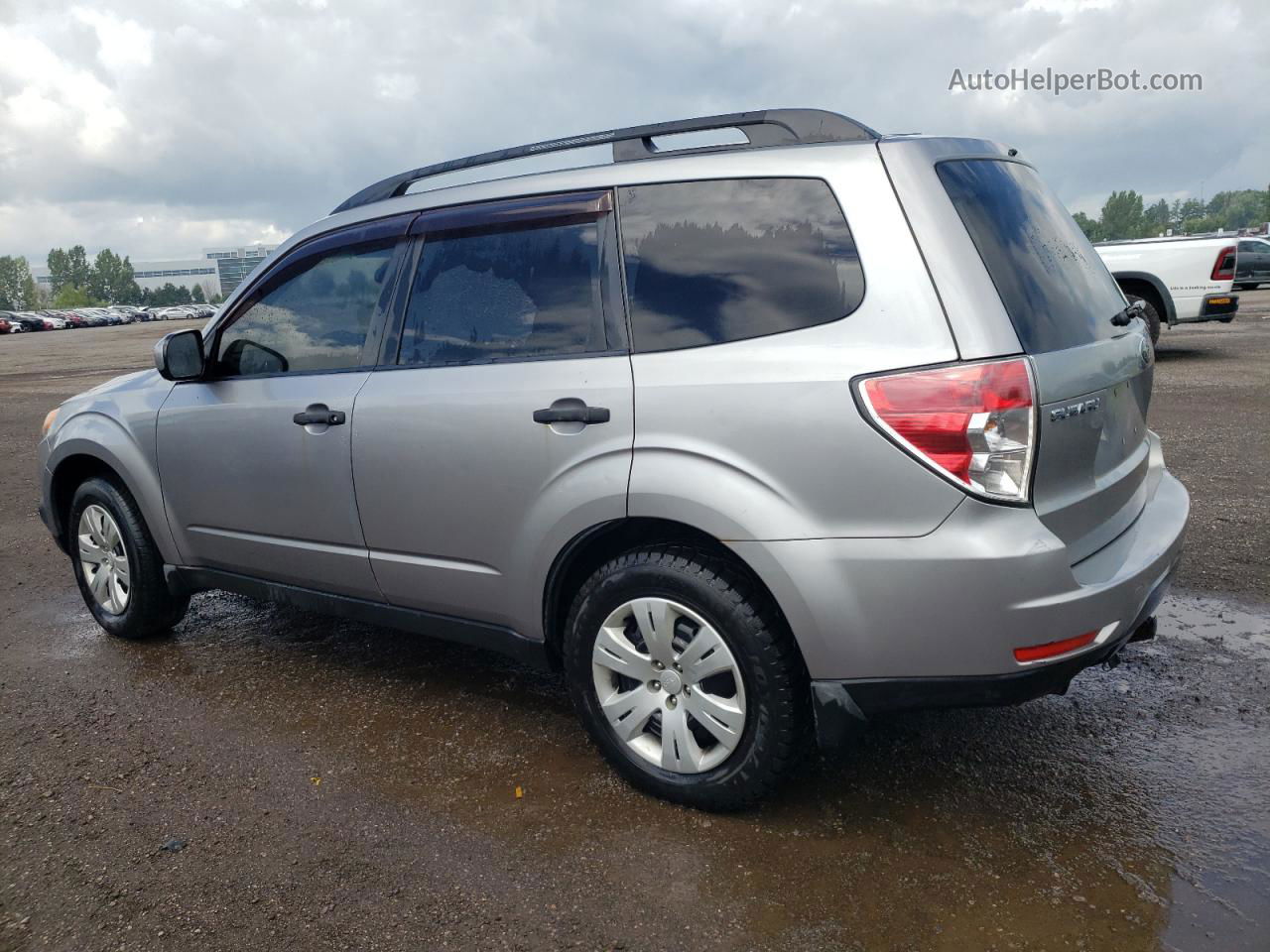 2009 Subaru Forester Xs Silver vin: JF2SH62669H777921