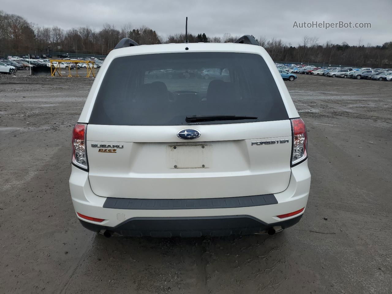 2009 Subaru Forester 2.5x Premium White vin: JF2SH63609H724193