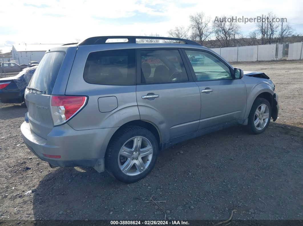 2009 Subaru Forester 2.5x Silver vin: JF2SH63609H754505