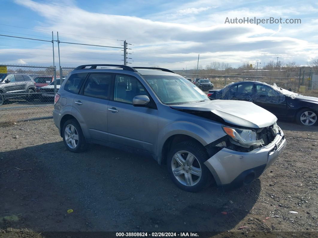 2009 Subaru Forester 2.5x Silver vin: JF2SH63609H754505