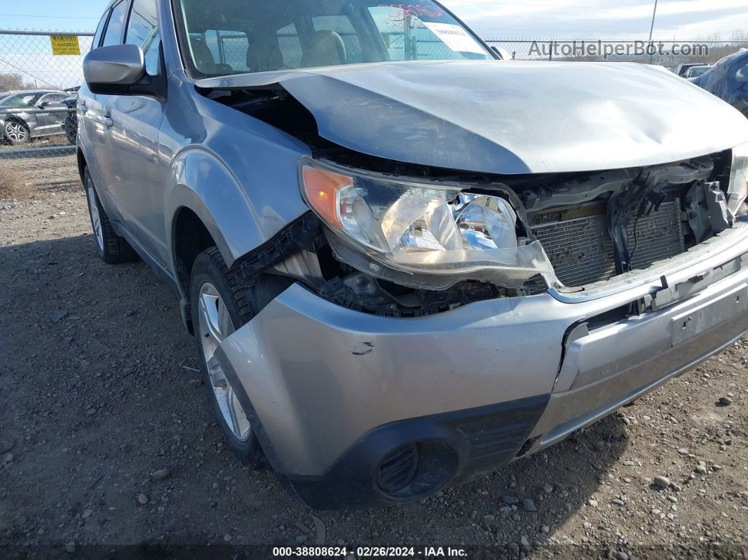 2009 Subaru Forester 2.5x Серебряный vin: JF2SH63609H754505