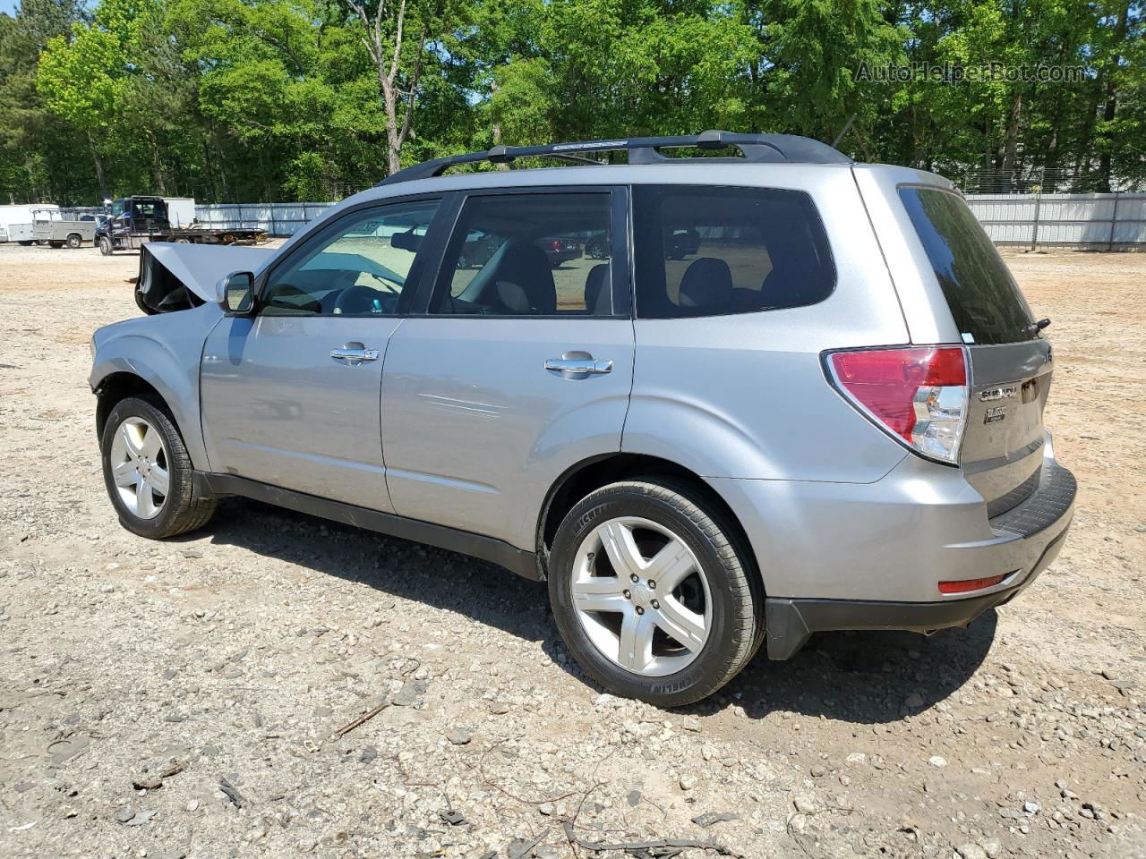 2009 Subaru Forester 2.5x Premium Silver vin: JF2SH63619H704664