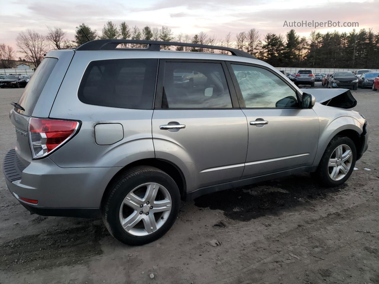 2009 Subaru Forester 2.5x Premium Silver vin: JF2SH63619H737809