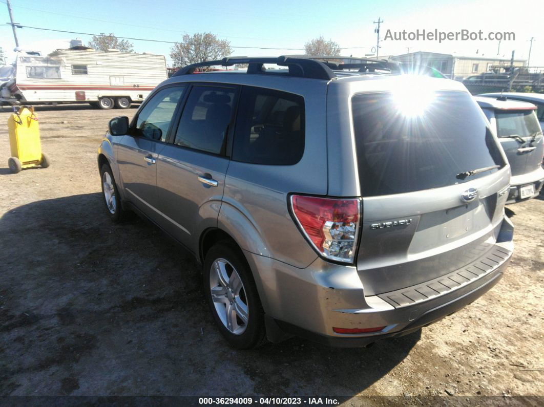 2009 Subaru Forester X W/prem/all-weather Silver vin: JF2SH63639G730091