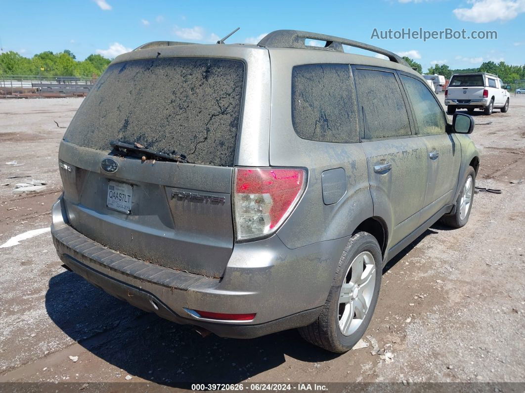 2009 Subaru Forester 2.5x Silver vin: JF2SH63639H727945