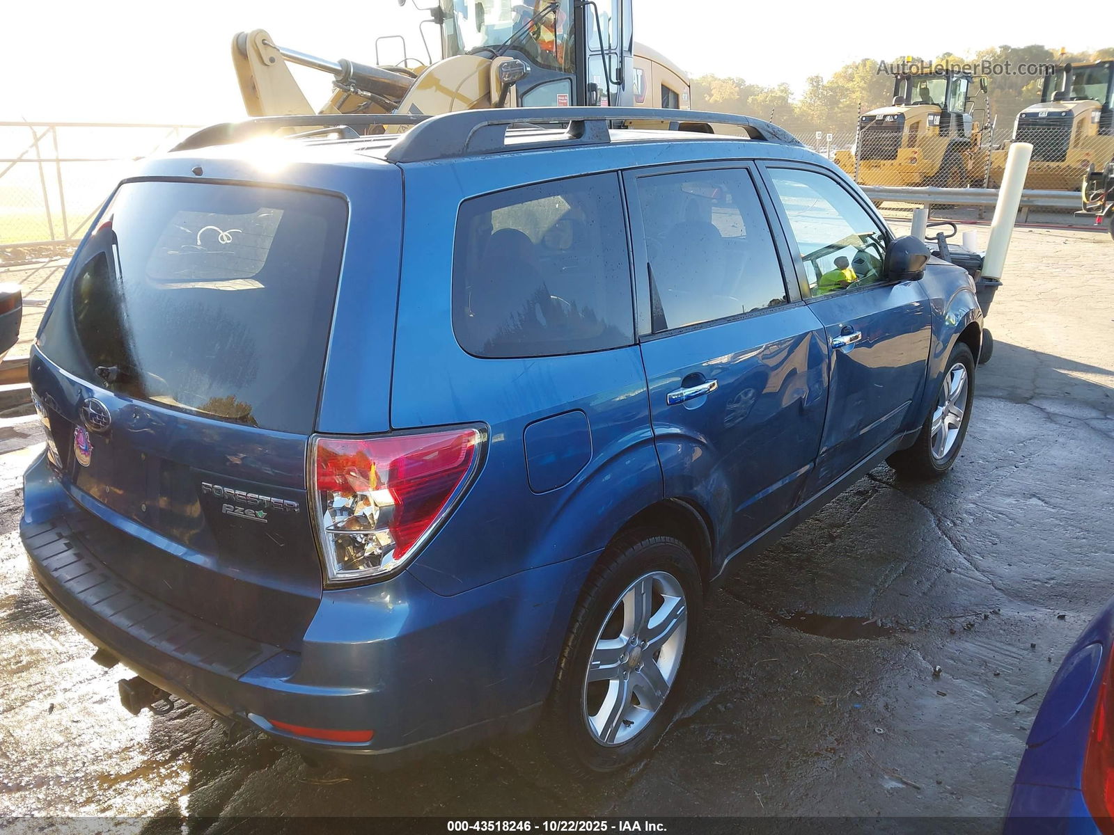 メル29609ページ Kawasaki's ZX-10 was more sports-tourer than superbike - Hagerty Media