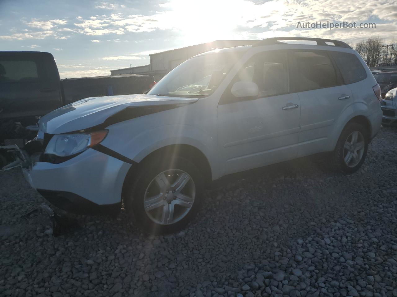 2009 Subaru Forester 2.5x Premium White vin: JF2SH63649H715285