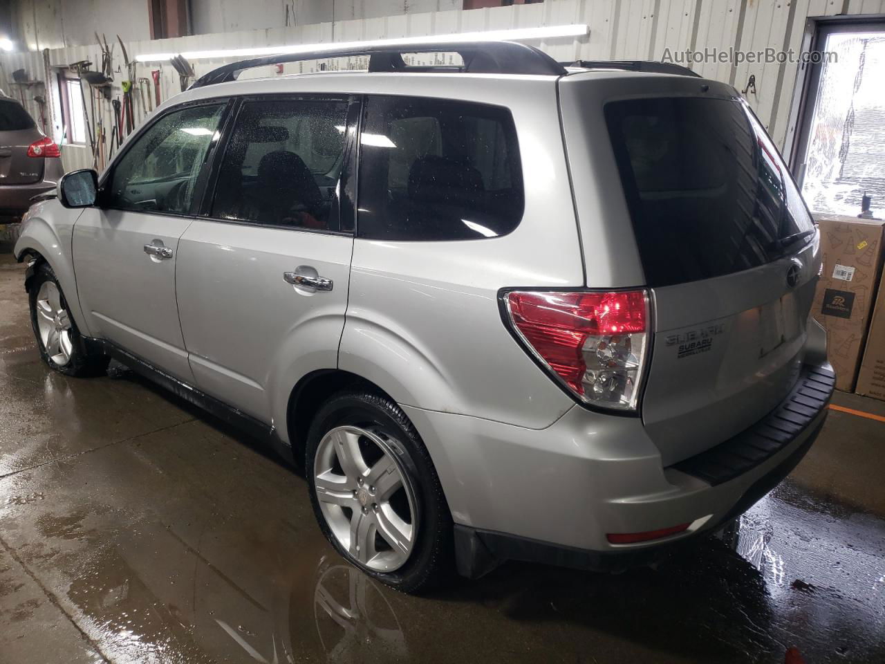 2009 Subaru Forester 2.5x Premium Silver vin: JF2SH63659H709821