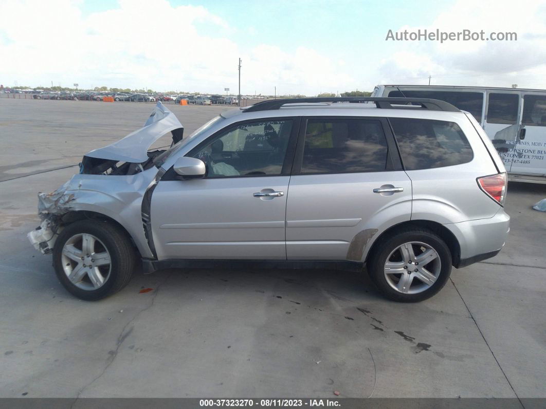 2009 Subaru Forester X W/prem/all-weather Silver vin: JF2SH63659H734119