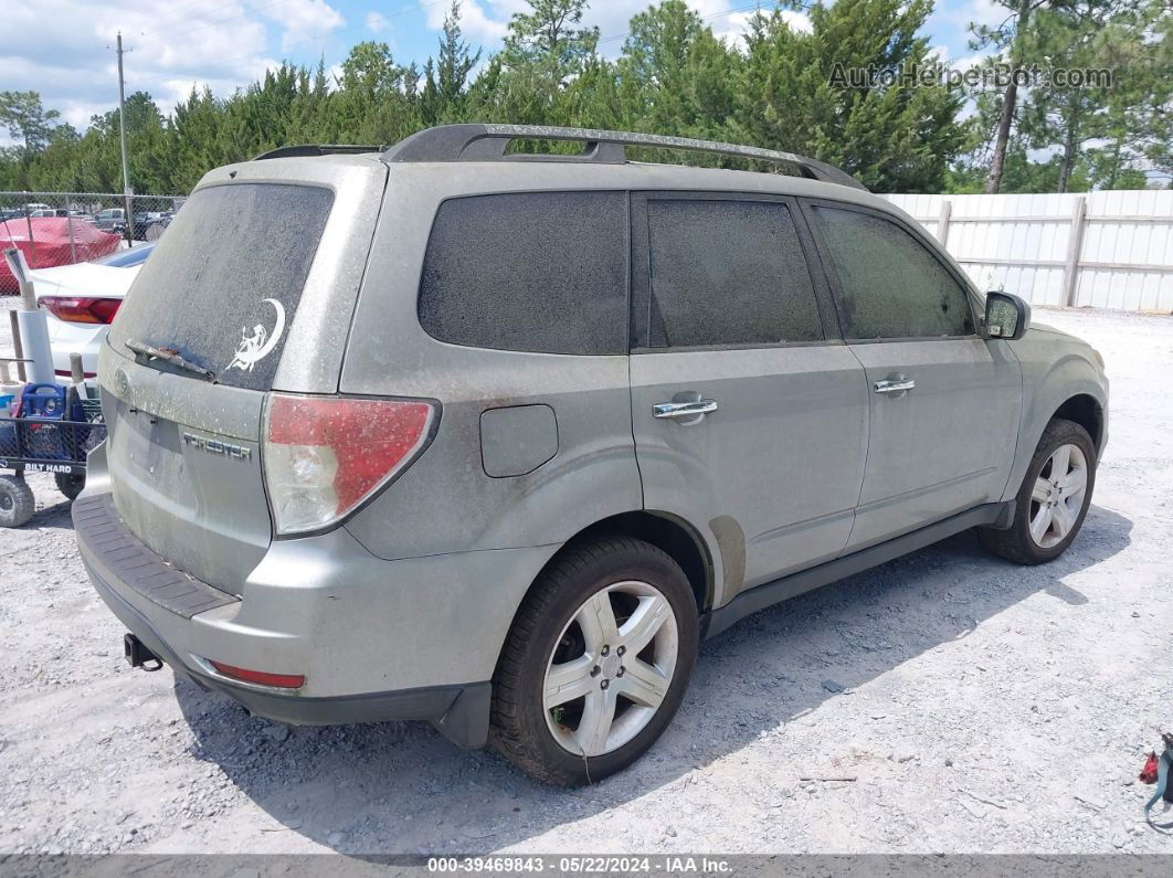 2009 Subaru Forester 2.5x Silver vin: JF2SH63659H773177